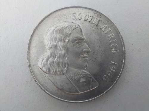 Super Sale! RSA 1966 80% Silver Rand  English!