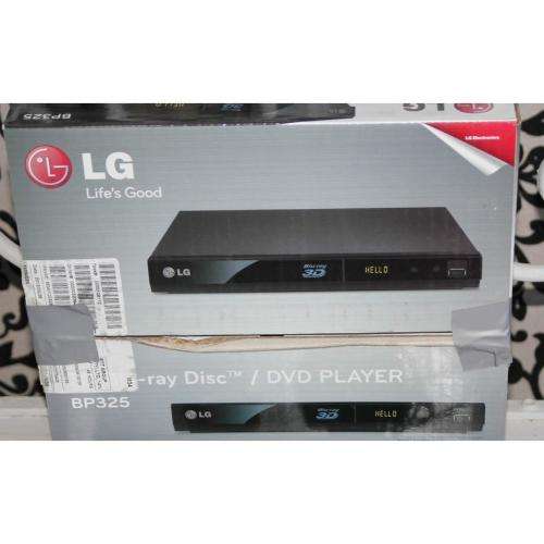 LG 3D Blu-ray DVD Player, includes 34 Blue Ray dvd`s