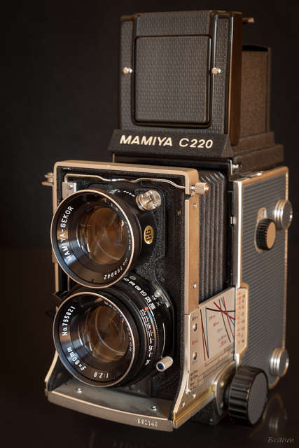Mamiya C220 Professional Film Camera with 80mm f2.8 lens