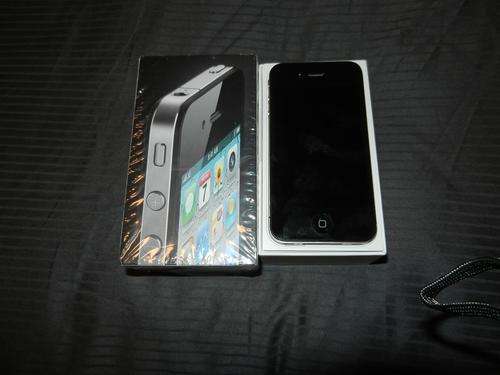 IPHONE 4 32GB excellent condition REDUCED