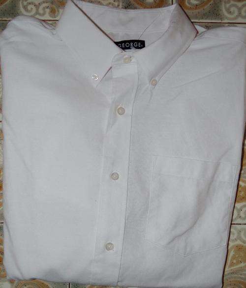 George Size M white shirt , Chest size 38-40, Sleeve 32-33 made in El Salvador