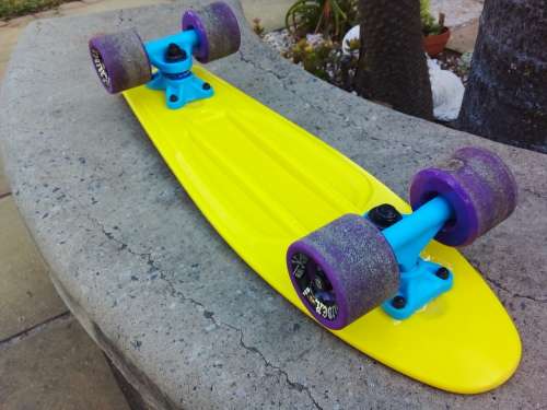 RETRO LOOKING - X-CALIBER SINCE 1976 60MM 83A SKATEBOARD - LONGBOARD