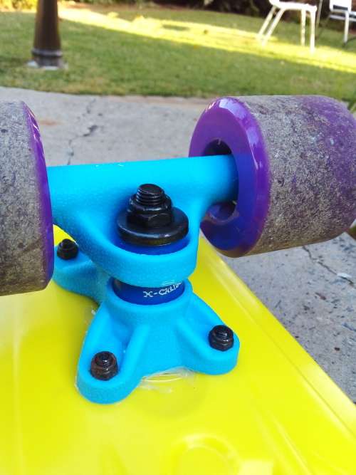 RETRO LOOKING - X-CALIBER SINCE 1976 60MM 83A SKATEBOARD - LONGBOARD