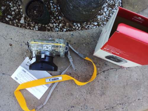 Canon WP-DC46 Waterproof Case - IN ORIGINAL BOX - LIKE NEW