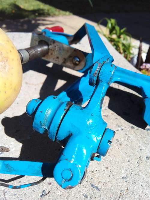 Antique Patatoe/Apple Peler - HARTE FRUCHTE WEICHE D.B PAT 103 - 100% Working