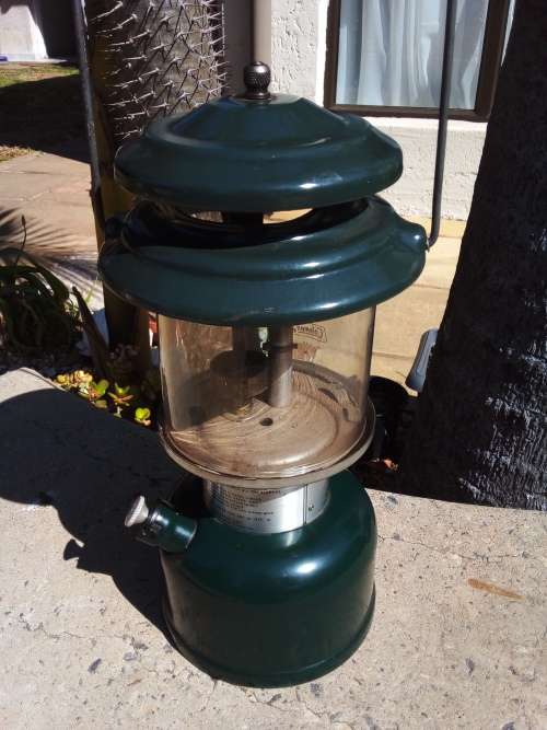Coleman Kerosene Lantern - Model 214A700 - MADE IN THE USA - 100% Original