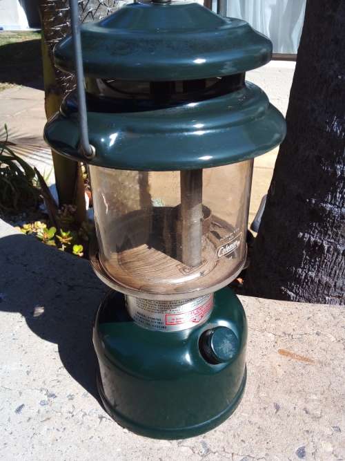 Coleman Kerosene Lantern - Model 214A700 - MADE IN THE USA - 100% Original