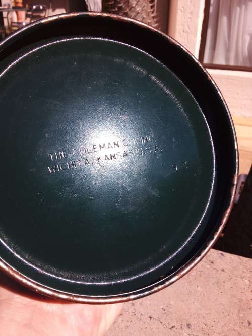 Coleman Kerosene Lantern - Model 214A700 - MADE IN THE USA - 100% Original