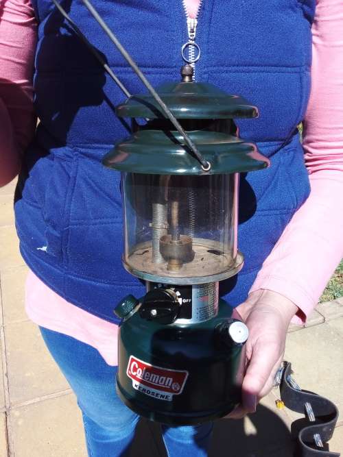 Coleman Kerosene Lantern - Model 214A700 - MADE IN THE USA - 100% Original