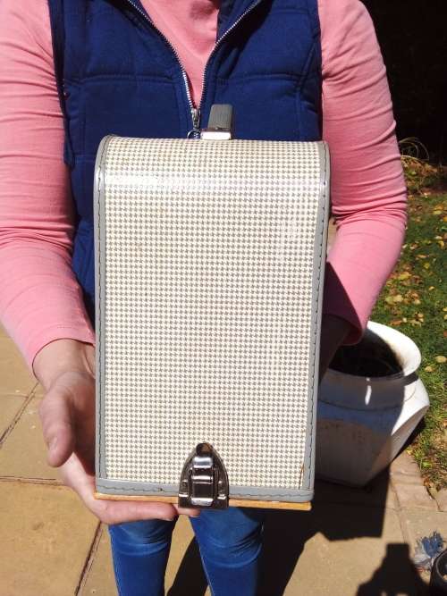 VINTAGE NORIS 8 - SUPER-100 PROJECTOR - WITH CASE - AMAZING