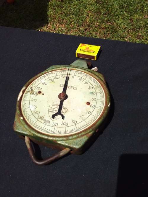 VINTAGE SALTER SCALE - MADE IN ENGLAND - 100% WORKING - HEAVY - 26 CM X 16.5 CM
