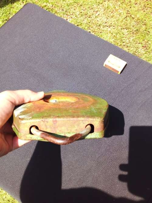 VINTAGE SALTER SCALE - MADE IN ENGLAND - 100% WORKING - HEAVY - 26 CM X 16.5 CM