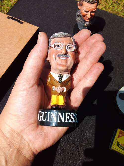 6 X BAR ACCESSORIES - 3 X BATTERY OPERTED FIGURINE`S - 1 X TRAY - 2 X BOTTLE OPENER`S