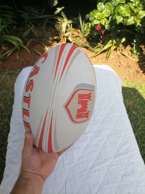 CASTLE FULL-SIZE RUGBY BALL - VERY SCARCE - PUMPED UP NO DEFLATION - IMMACULATE CONDITION