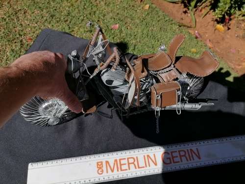 AMAZING HARLEY-WIRED BIKE WITH LEATHER VERY NEAT - 42 CM X 14 CM