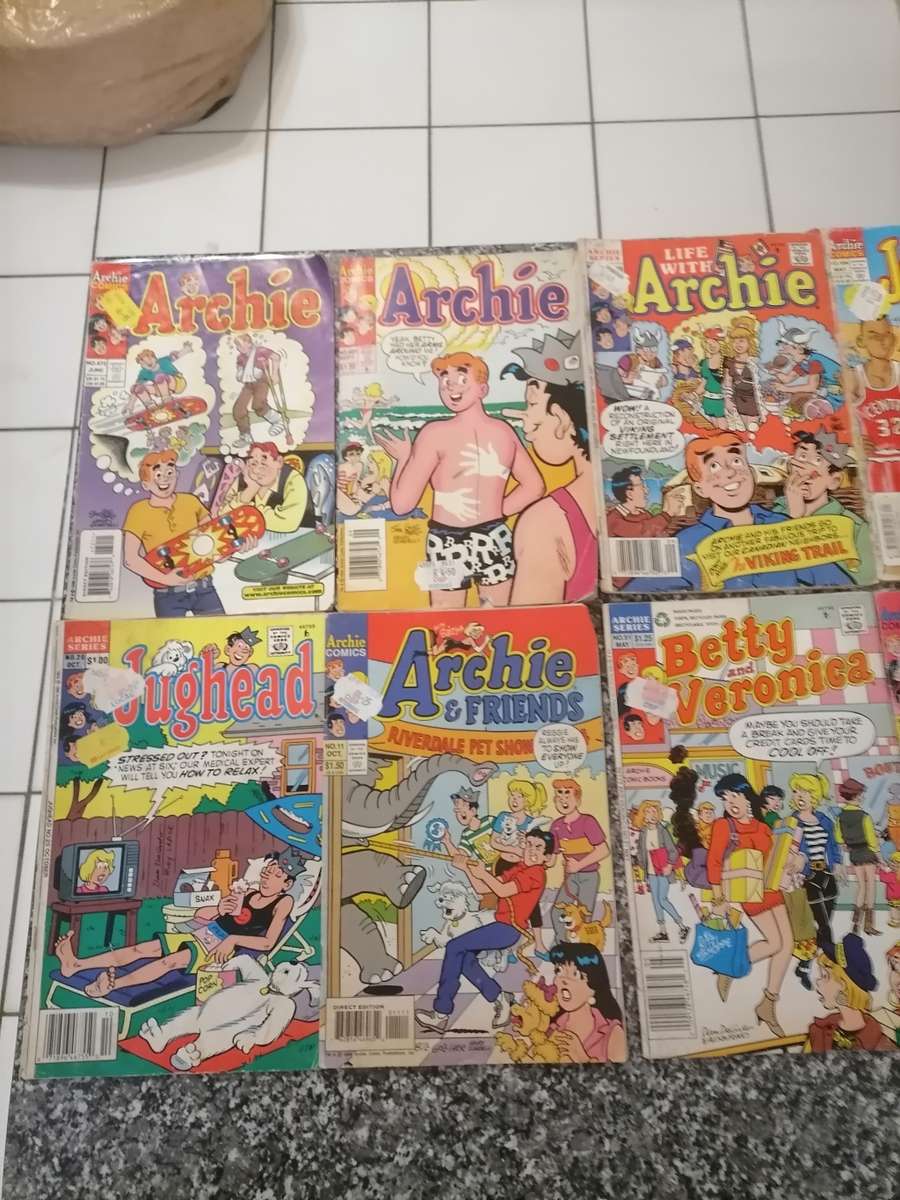 56 X ARCHIE COMIC BOOKS 1980`S -1990`S - AMAZING BUNDLE