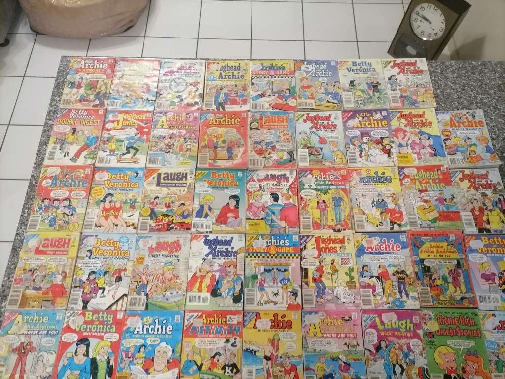 56 X ARCHIE COMIC BOOKS 1980`S -1990`S - AMAZING BUNDLE