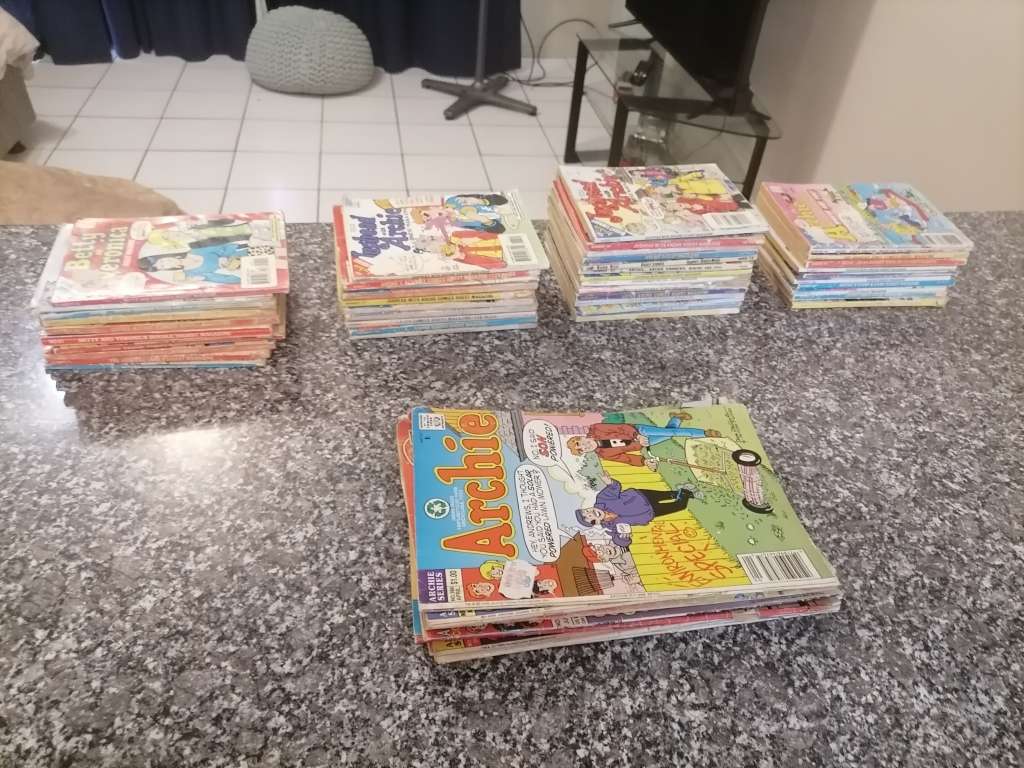 56 X ARCHIE COMIC BOOKS 1980`S -1990`S - AMAZING BUNDLE