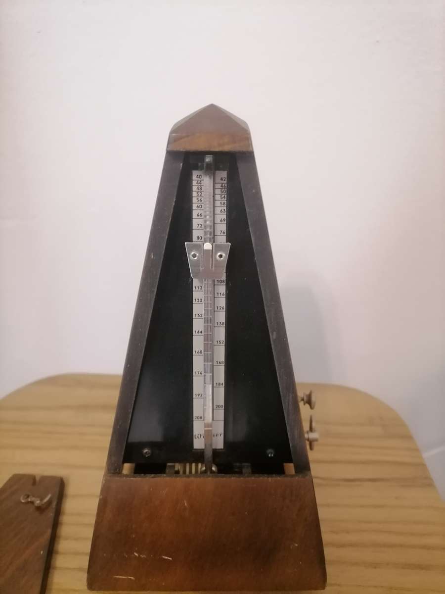 Vintage Wittner Maelzel Metronome Wind Up Germany Wooden Pyramid