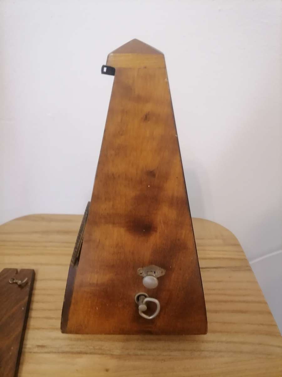 Vintage Wittner Maelzel Metronome Wind Up Germany Wooden Pyramid