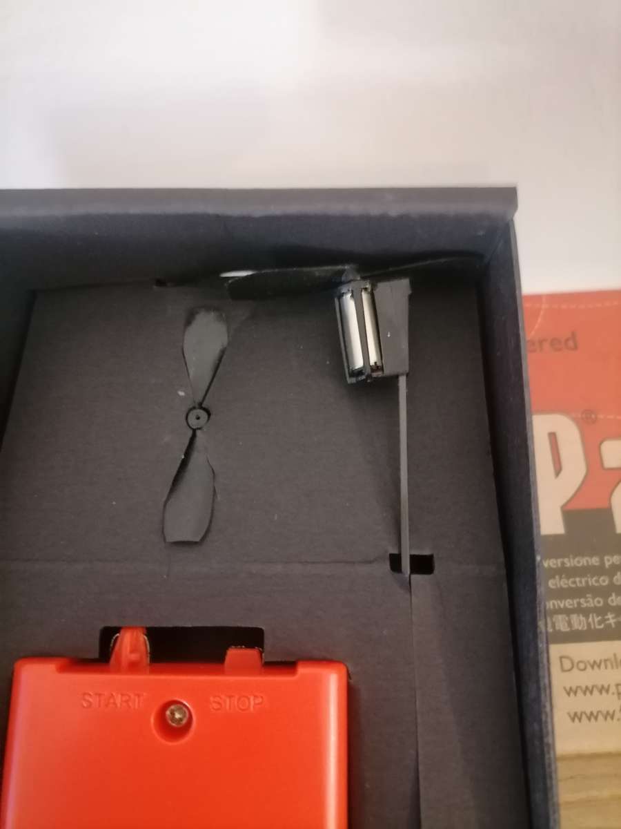 Power Up 2.0 Electric Paper Airplane Conversion Kit 8+ Fun Outdoor Activity - Electric Powered - NEW