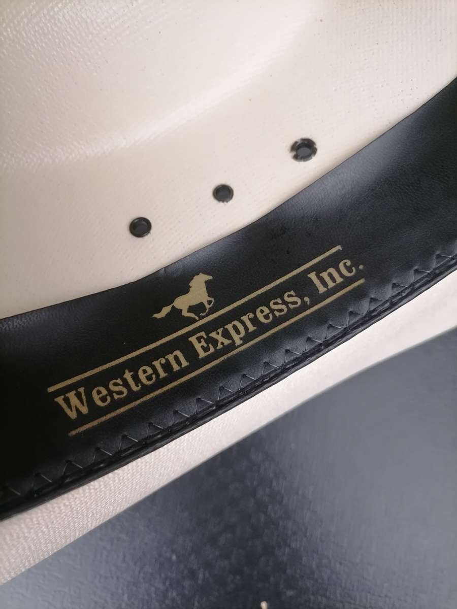 **R1700** Natural Straw Western Cattleman Hat - LIKE NEW