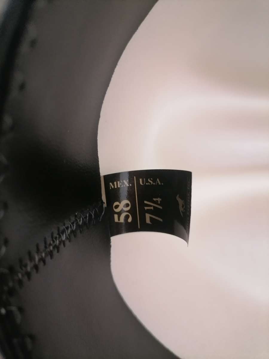 **R1700** Natural Straw Western Cattleman Hat - LIKE NEW