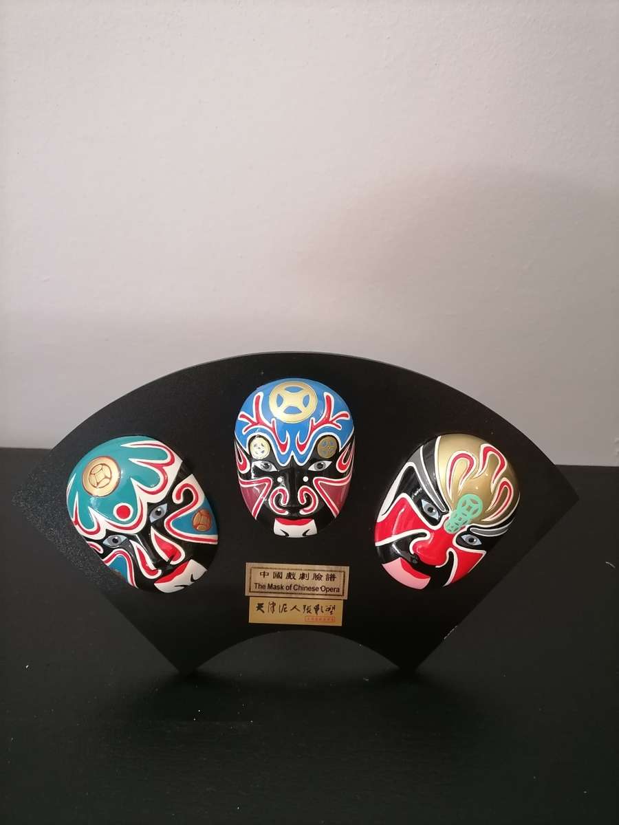 Chinese opera masks plaque | Chinese opera facial makeup | ceramic masks mounted/Stand hand painted