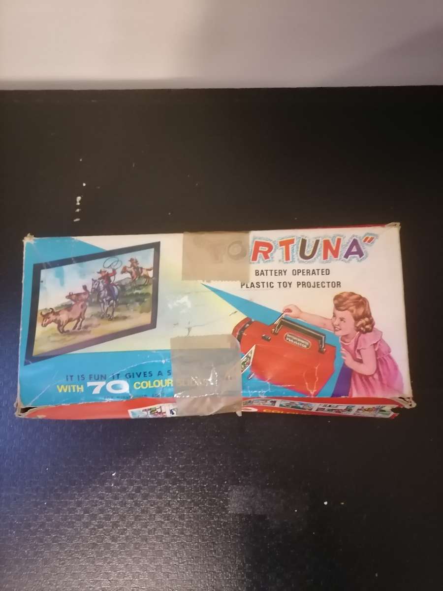 1950`s - Fortuna battery operated projector vintage with Original slides & Box - AMAZING CONDITION