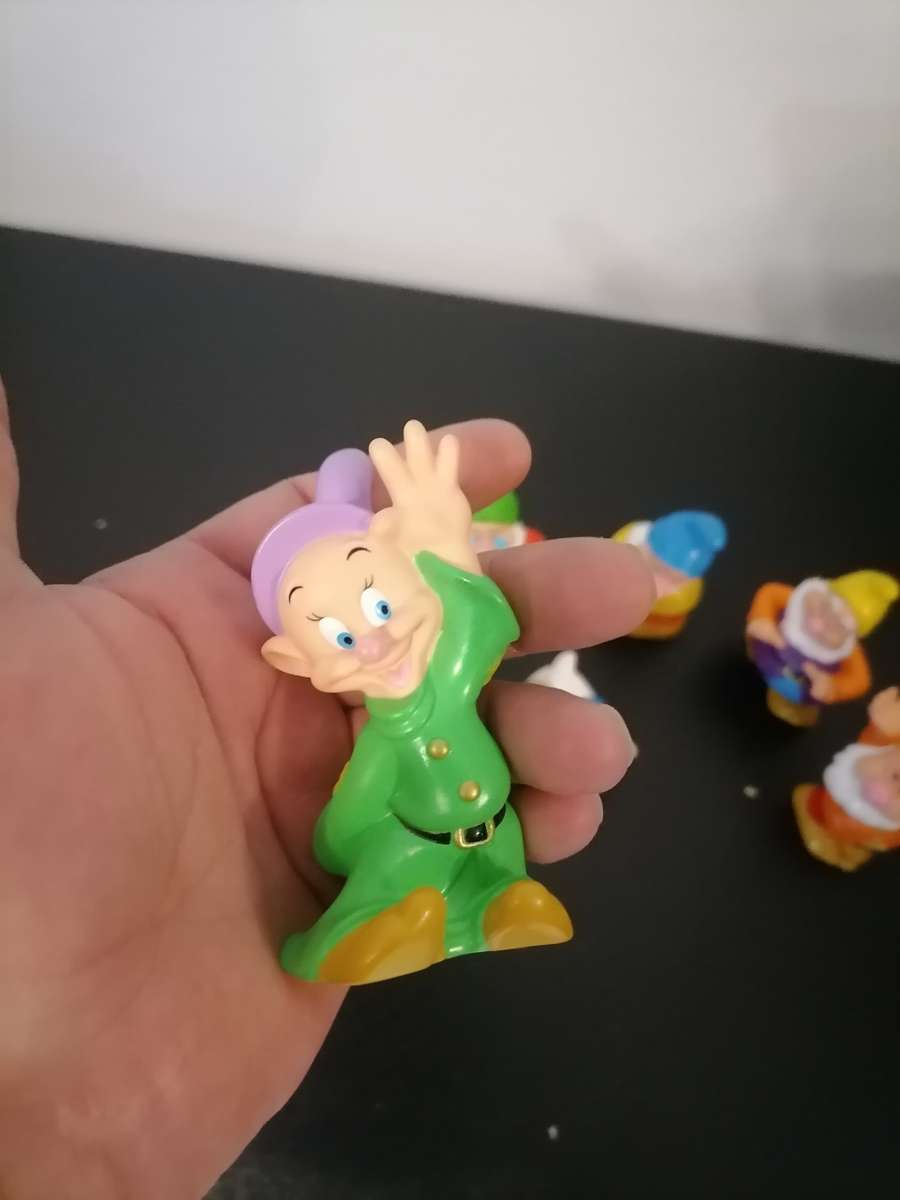 Vintage Walt Disney Productions the 7 Dwarfs Figurines - AMAZING CONDITION