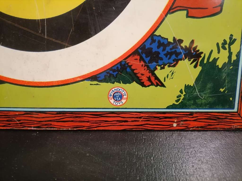 RARE 1933 TIN WYANDOTTE BLACK SAMBO DART BOARD - 91 YEARS OLD - NO RUST - VERY RARE AMAZING