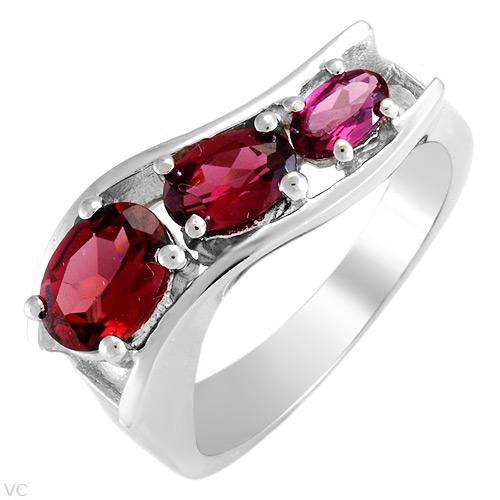 Nice Ring Crafted in Solid 925 Sterling silver. Total item weight 5.3g - Size 7.5