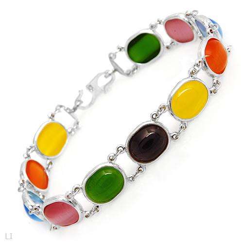 Elegant and Beautiful Bracelet With Genuine Cats eye Beautifully Crafted in 925 Sterling silver.