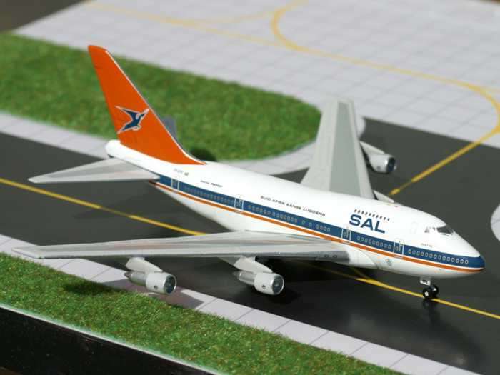 BOEING 747SP by GEMINI, DIE-CAST, SCALE 1:400 SAL/SAA NEW in BOX