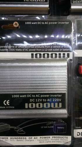 12V to AC 220V 1000w Portable Power Inverter