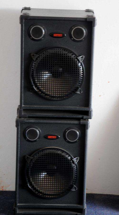 DJ Speakers (SimTech)