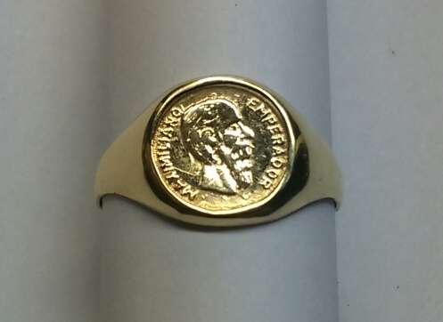 ** 9CT SOLID GOLD GENUINE PESO GOLDCOIN RING **