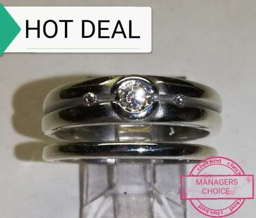 ** 9ct WHITE GOLD DIAMOND WEDDINGSET **