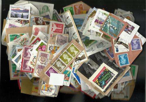 Worldwide. More than 450 used stamps on paper. No RSA. Duplications.