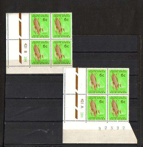 RSA. Two control blocks of 4 stamps each. 421 A 284 and 421  B 284. MNH