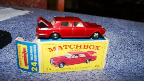 MATCHBOX REGULAR WHEELS ROLLS ROYCE SILVER SHADOW - 24