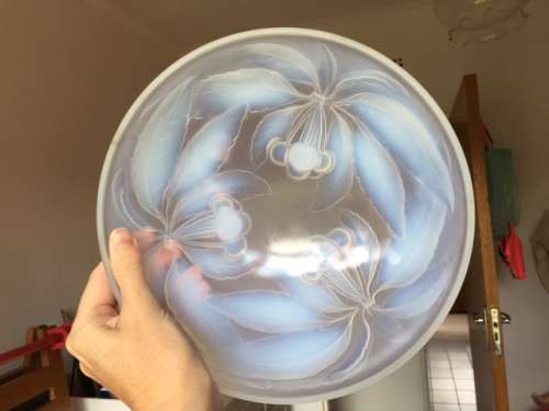 G. Vallon (French) signed art glass bowl