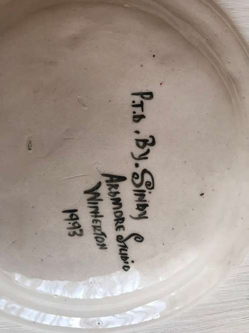 Beautiful Ardmore hand-painted plate