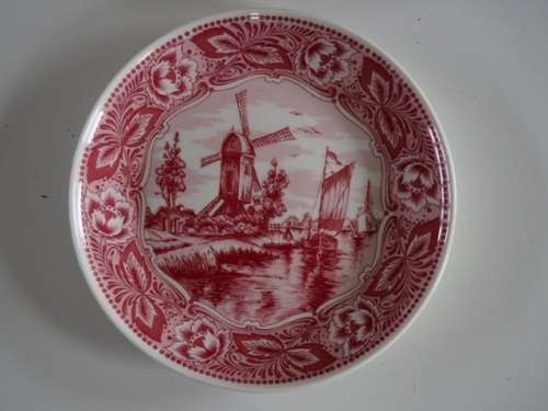 Red/pink LARGE delft plate - De Kruik Delftware - windmill scene