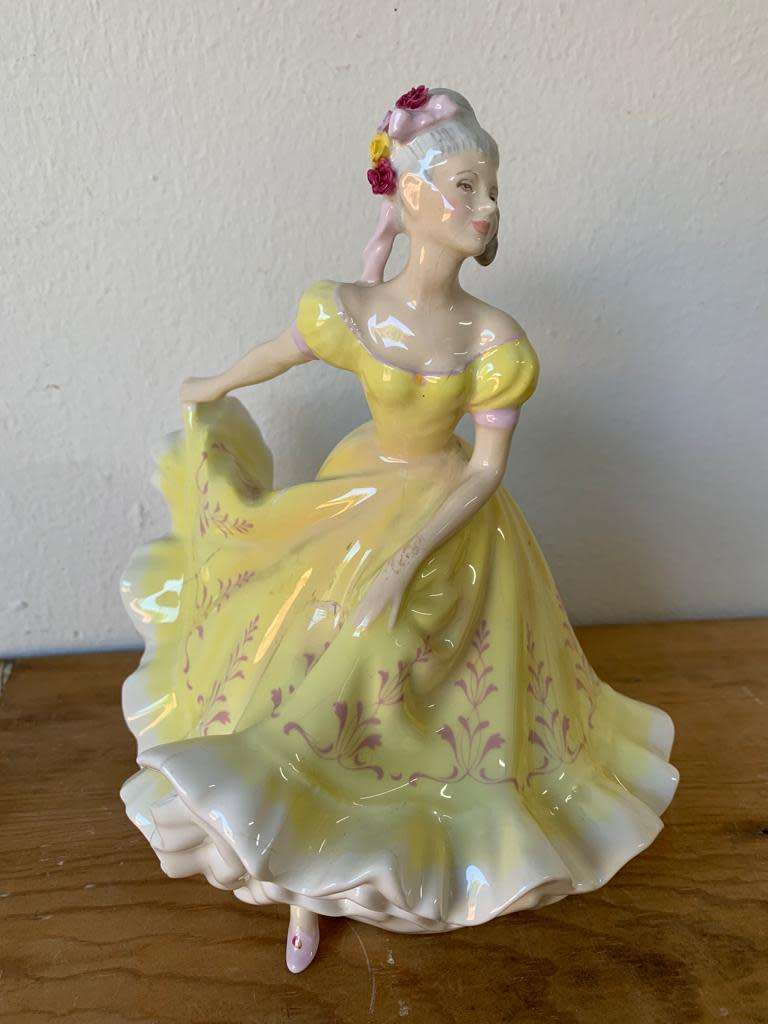 Beautiful large Royal Doulton figurine `Ninette` - minor damage