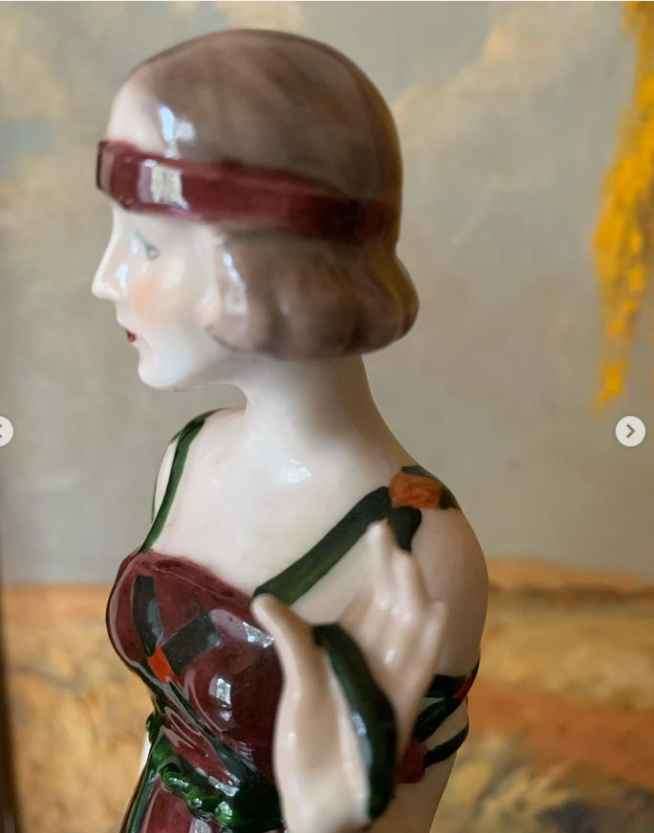 #71 Magnificent Cemark figurine - 27 cm tall