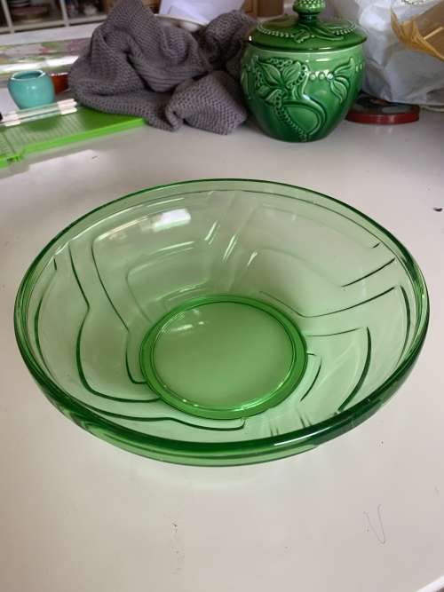 Beautiful Green Art Deco Glass Bowl