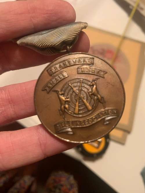 Large Lot Of Collectables For Only R1 - Pudo Is R50