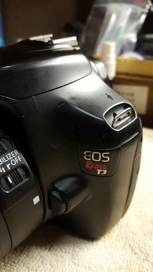Canon Rebel T3  (1100) EOS  Digital camera bundle