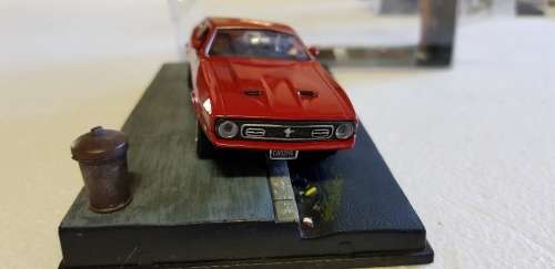 Mint in box mustang mach 1 Diamonds are forever 007 collection